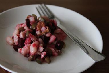 Zdjęcie - Zimowa  sałatka  - Przepisy kulinarne ze zdjęciami