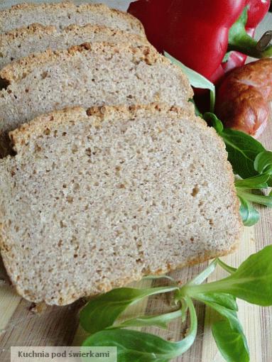 Zdjęcie - Chleb orkiszowy z czosnkiem  - Przepisy kulinarne ze zdjęciami