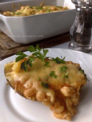 Zdjęcie - Pieczone ziemniaki z fasolką i serem - Przepisy kulinarne ze zdjęciami