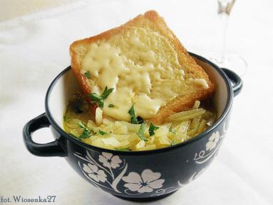 Zdjęcie - Zupa  cebulowa  - Przepisy kulinarne ze zdjęciami