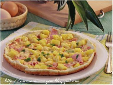 Zdjęcie - Omlet hawajski ala pizza - Przepisy kulinarne ze zdjęciami