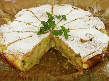 Zdjęcie - Budyniowe ciasto z  rabarbarem  - Przepisy kulinarne ze zdjęciami