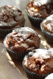 Zdjęcie - muffiny z truskawkami - Przepisy kulinarne ze zdjęciami