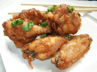 Zdjęcie - Skrzydełka kurczaka na ostro po  chińsku  - Przepisy kulinarne ze zdjęciami