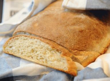 Zdjęcie - Chleb czosnkowy z ziemniakami - Przepisy kulinarne ze zdjęciami