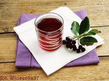 Zdjęcie - Wiśniowy sok z  aronii - Przepisy kulinarne ze zdjęciami