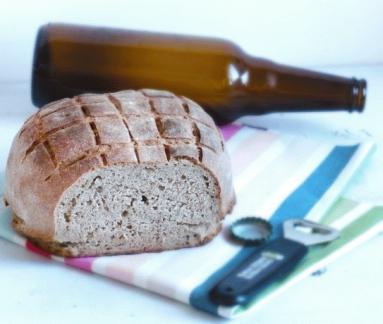 Zdjęcie - Chleb na zakwasie piwnym - Przepisy kulinarne ze zdjęciami