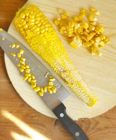 Zdjęcie - Żółty chleb z kukurydzą - Przepisy kulinarne ze zdjęciami