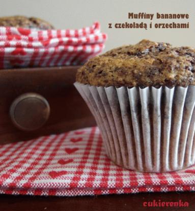Zdjęcie - Muffiny bananowe z czekoladą i orzechami - Przepisy kulinarne ze zdjęciami