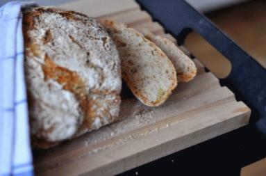 Zdjęcie - Chleb- pyszny, z chrupiącą skórką - Przepisy kulinarne ze zdjęciami