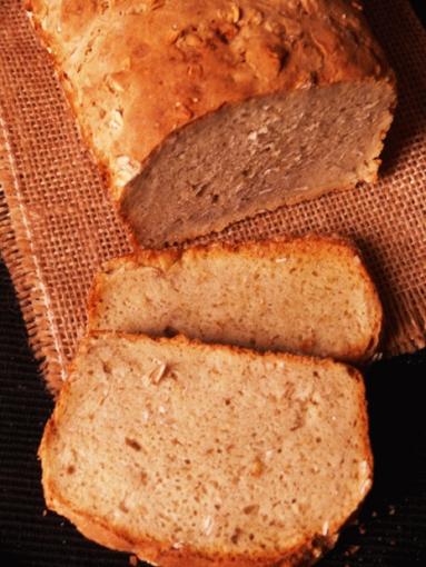 Zdjęcie - Chleb pszenny z awokado - Przepisy kulinarne ze zdjęciami