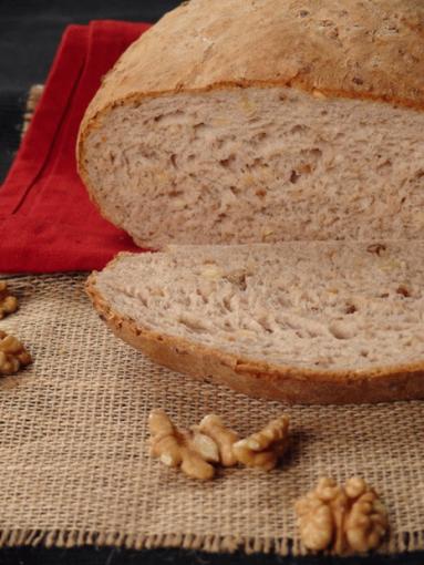 Zdjęcie - Orzechowy chleb na słodko - Przepisy kulinarne ze zdjęciami