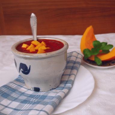 Zdjęcie - Zupa z dyni i buraków - Przepisy kulinarne ze zdjęciami