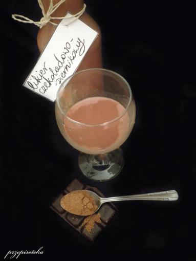 Zdjęcie - Likier czekoladowo- piernikowy - Przepisy kulinarne ze zdjęciami