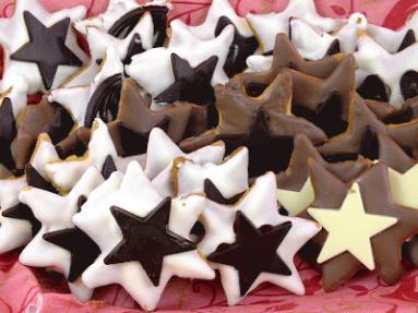 Zdjęcie - Świąteczne ciastka – gwiazdki w czekoladzie - Przepisy kulinarne ze zdjęciami