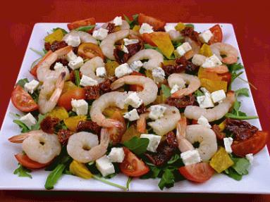 Zdjęcie - Sałatka z krewatkami, kaki i gorgonzolą - Przepisy kulinarne ze zdjęciami