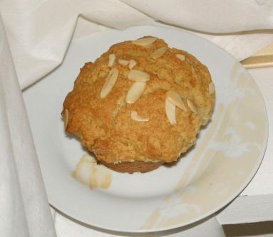 Zdjęcie - Waniliowo migdałowe muffiny - Przepisy kulinarne ze zdjęciami