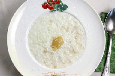 Zdjęcie - Kokosowe płatki ryżowe z musem jabłkowym - Przepisy kulinarne ze zdjęciami