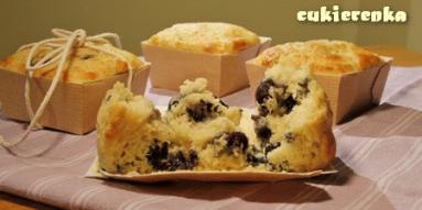 Zdjęcie - Staroświeckie muffiny z borówką amerykańską - Przepisy kulinarne ze zdjęciami
