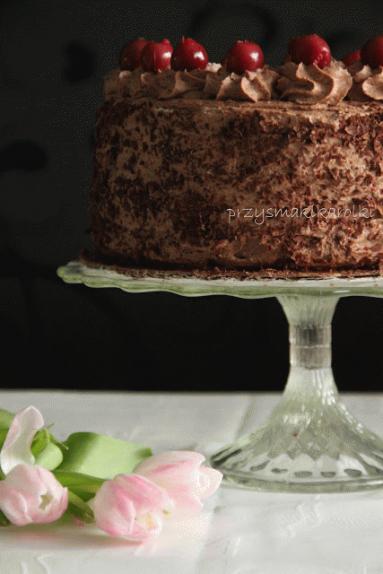 Zdjęcie - Czekoladowy tort z wiśniami - Przepisy kulinarne ze zdjęciami