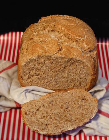 Zdjęcie - Chleb pszenny na zakwasie pszennym z automatu - Przepisy kulinarne ze zdjęciami