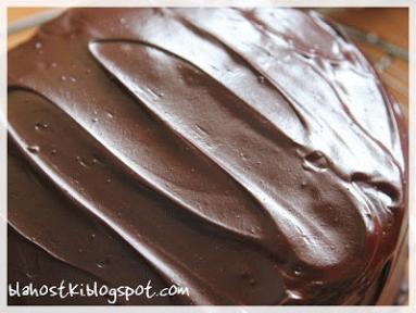 Zdjęcie - Ciasto z kawałkami czekolady - Przepisy kulinarne ze zdjęciami
