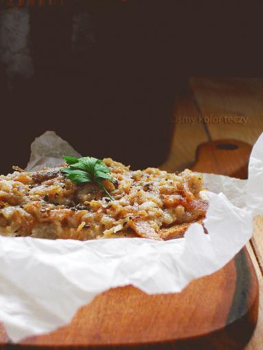 Zdjęcie: Rillettes po polsku – smarowidło wieprzowe z jabłkiem i cebulą. Zdjęcie - Rillettes po polsku – smarowidło wieprzowe z jabłkiem i cebulą. - Przepisy kulinarne ze zdjęciami