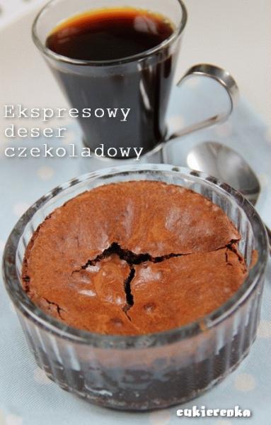 Zdjęcie - Ekspresowy deser czekoladowy - Przepisy kulinarne ze zdjęciami