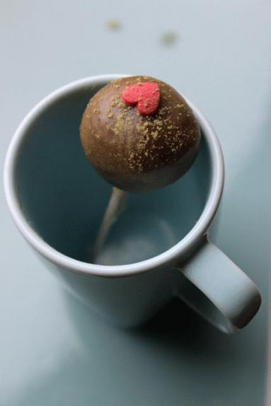 Zdjęcie - Kakaowo jogurtowe cake pops z zieloną herbatą - Przepisy kulinarne ze zdjęciami