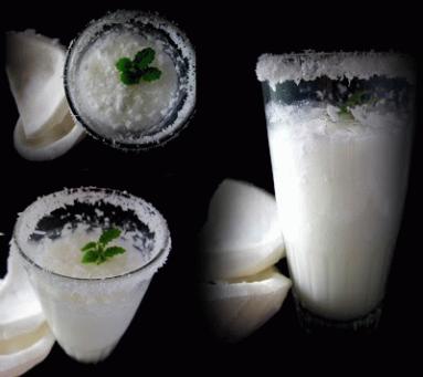Zdjęcie - Napój  z  orzecha kokosowego - Przepisy kulinarne ze zdjęciami