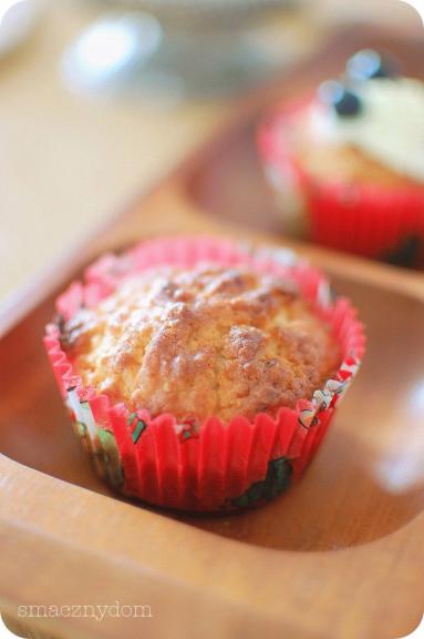 Zdjęcie - Cytrynowe muffinki II - Przepisy kulinarne ze zdjęciami