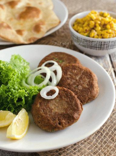 Zdjęcie - Indyjskie kebaby z wołowiny - Przepisy kulinarne ze zdjęciami