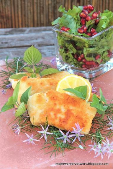 Zdjęcie - Smażony dorsz podany na płycie z soli himalajskiej - Przepisy kulinarne ze zdjęciami