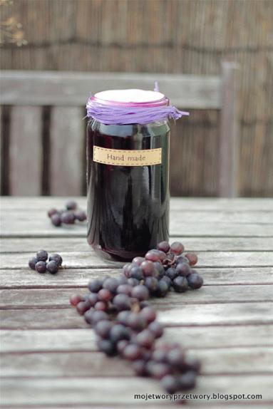 Zdjęcie - Sok z ciemnych winogron - Przepisy kulinarne ze zdjęciami