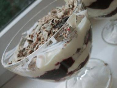 Zdjęcie - Jeżynowo-wafelkowy miks jogurtowy ;) - Przepisy kulinarne ze zdjęciami