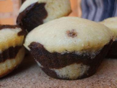 Zdjęcie - Muffinki marmurkowe - Przepisy kulinarne ze zdjęciami