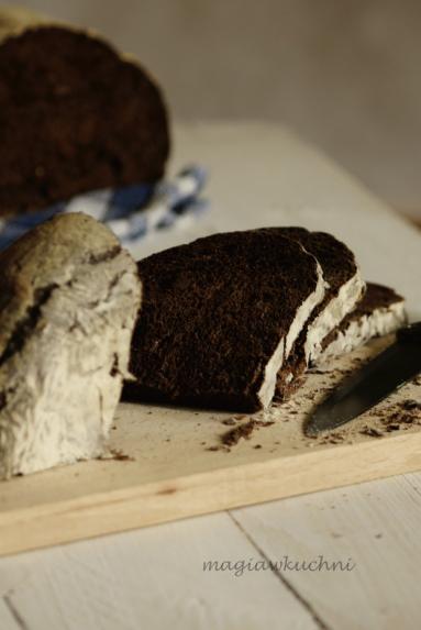 Zdjęcie - Czekoladowy chleb na zakwasie - Przepisy kulinarne ze zdjęciami