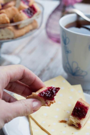 Zdjęcie - Wienerstänger- szwedzkie maślane ciasteczka z dżemem - Przepisy kulinarne ze zdjęciami