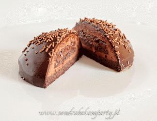 Zdjęcie - Cycki murzynki, czyli wspaniały torcik z musem czekoladowym - Przepisy kulinarne ze zdjęciami