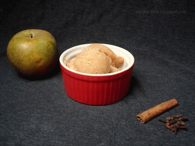 Zdjęcie - Grudniowy sorbet jabłkowy - z cynamonem - Przepisy kulinarne ze zdjęciami