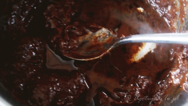 Zdjęcie - Ptysie z kremem czekoladowo-śliwkowo-rumowym na oleju rzepakowym - Przepisy kulinarne ze zdjęciami
