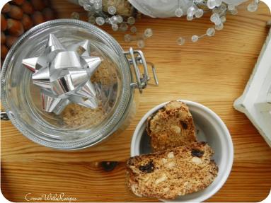 Zdjęcie - Pełnoziarniste biscotti z migdałami i suszoną żurawiną - Przepisy kulinarne ze zdjęciami