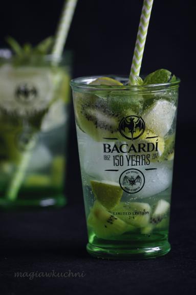 Zdjęcie - Drink z bacardi i cydrem - Przepisy kulinarne ze zdjęciami