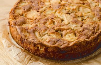 Zdjęcie - Francuskie ciasto z jabłkami - Przepisy kulinarne ze zdjęciami