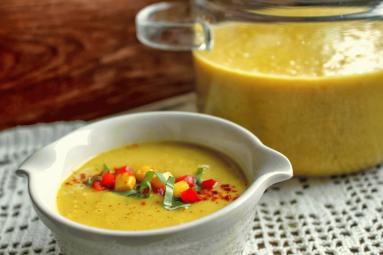 Zdjęcie - Zupa krem z kukurydzy - Przepisy kulinarne ze zdjęciami