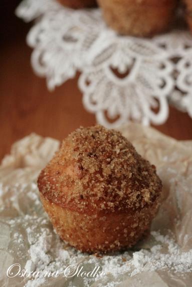 Zdjęcie - Muffinki pączkowe z marmoladą - Przepisy kulinarne ze zdjęciami