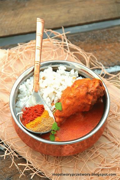Zdjęcie - Pałki z kurczaka w indyjskim wydaniu - Przepisy kulinarne ze zdjęciami
