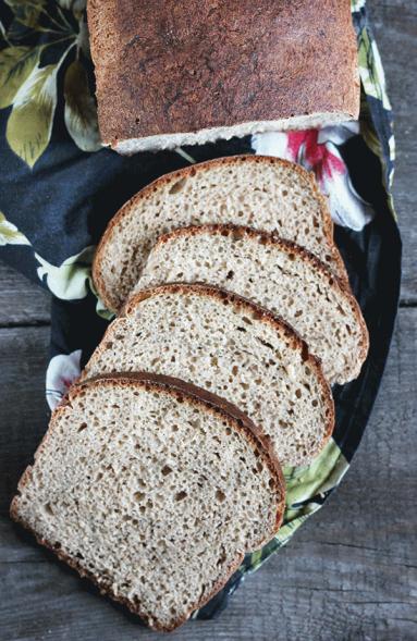 Zdjęcie - Chleb orkiszowy z miodem - Przepisy kulinarne ze zdjęciami