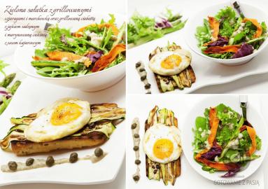 Zdjęcie - Zielona sałatka z grillowanymi szparagami i marchewką oraz grillowaną  ciabattą z jajkiem sadzonym i marynowaną cukinią z sosem kaparowym - Przepisy kulinarne ze zdjęciami