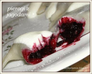ZdjÄcie - Pierogi z jagodami - Przepisy kulinarne ze zdjÄciami